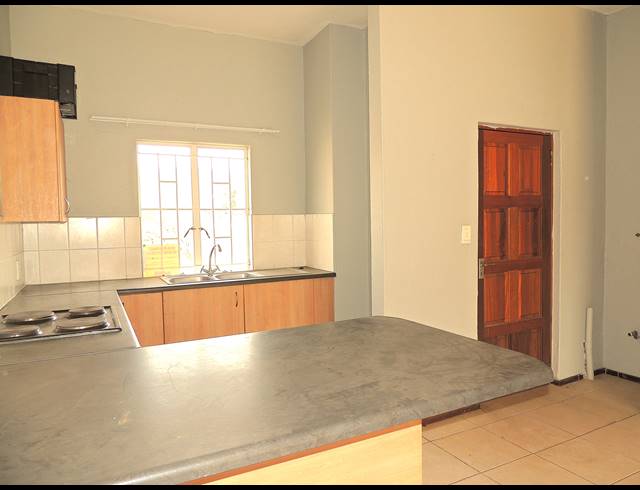 1 BEDROOM APARTMENT FOR SALE IN WILLOWBROOK